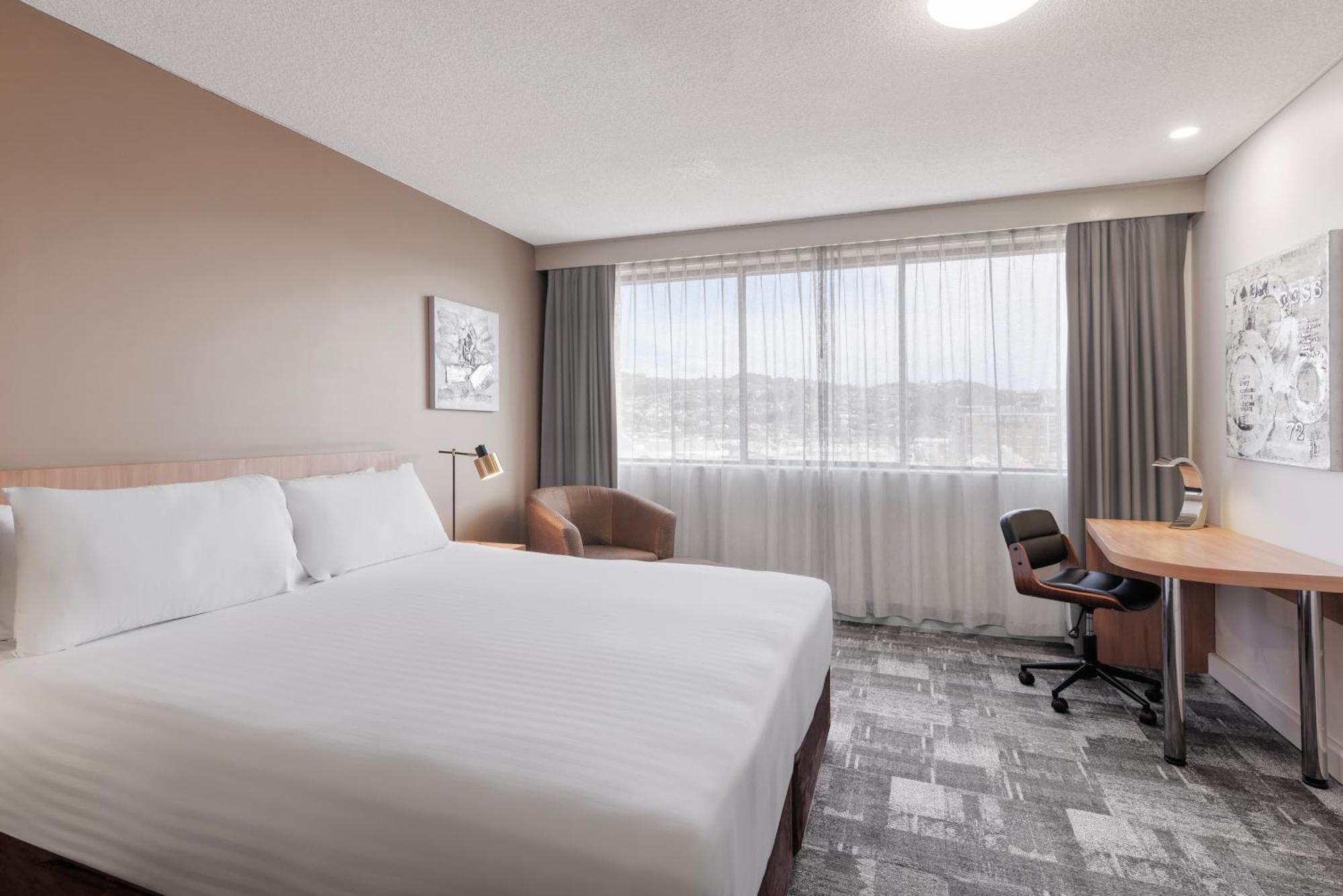 Best Western Plus Launceston Exterior photo